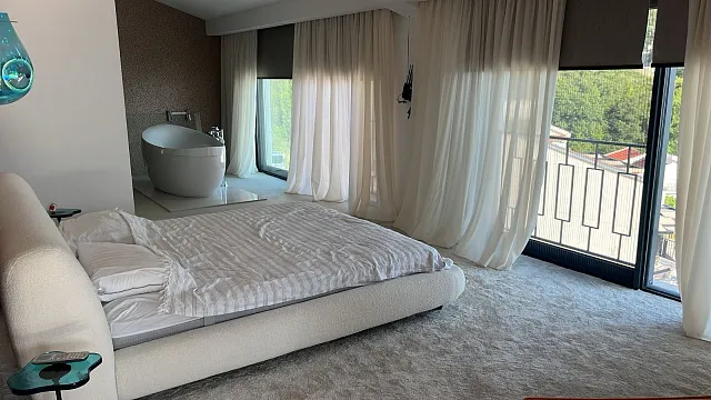 An Exclusive Collection of Two Panoramic Villas Budva — photo 4